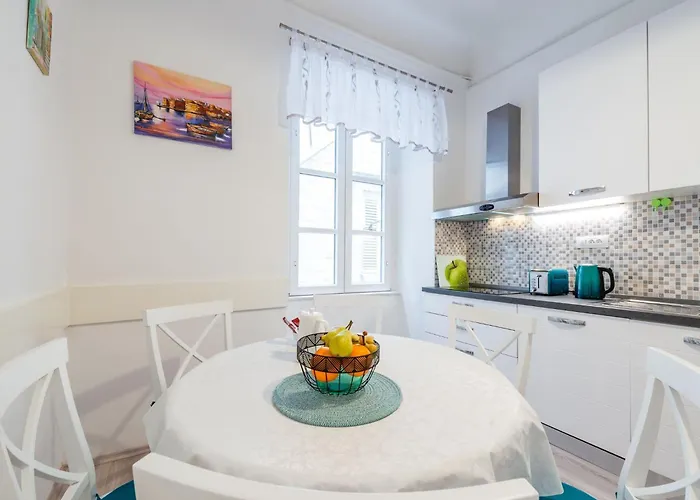 Apartment In For 6 People Dubrovnik